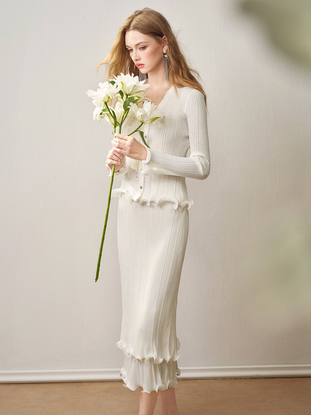 Cream White Ribbed Knit Ruffle Hem Skirt Co-Ord