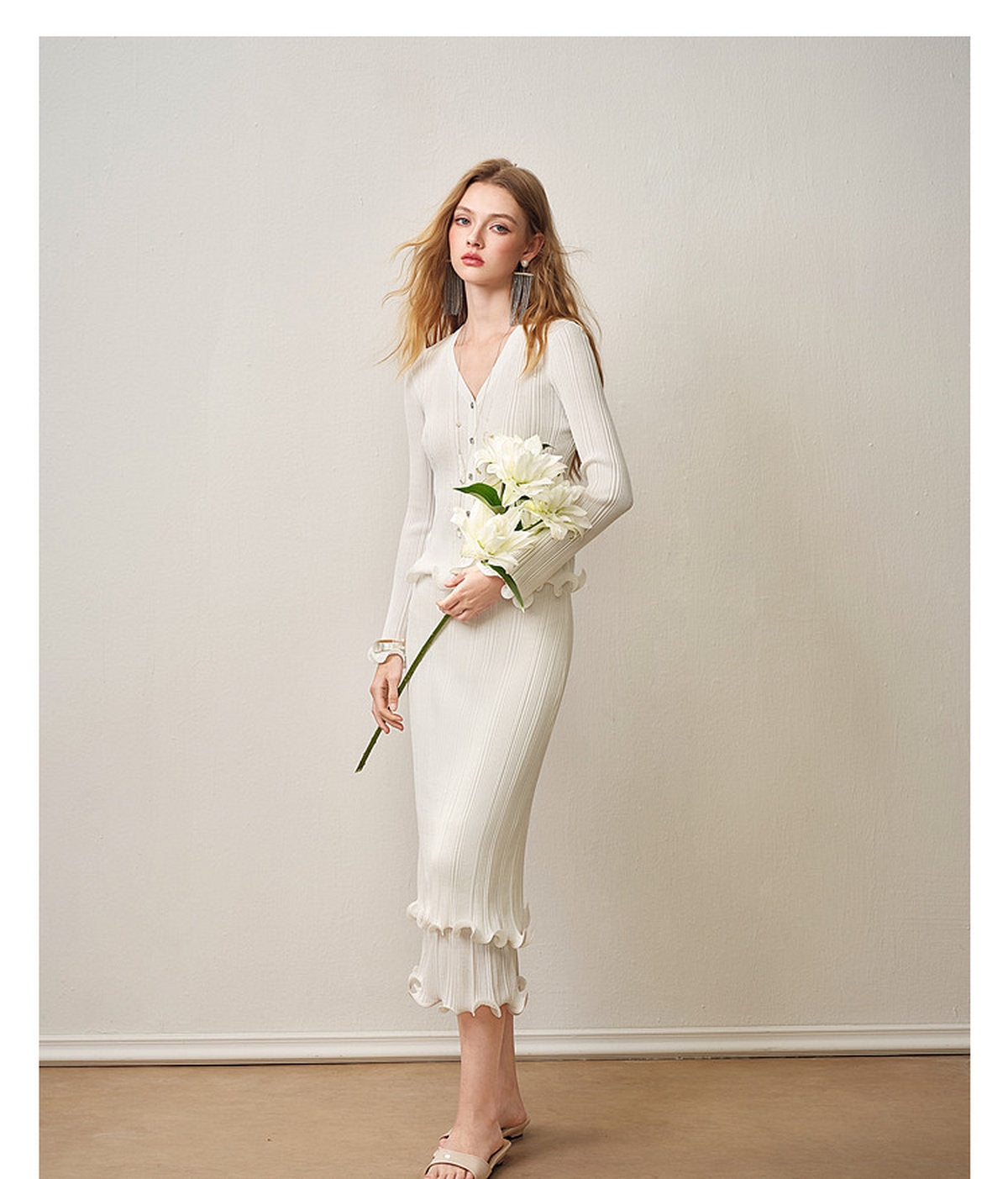 Cream White Ribbed Knit Ruffle Hem Skirt Co-Ord
