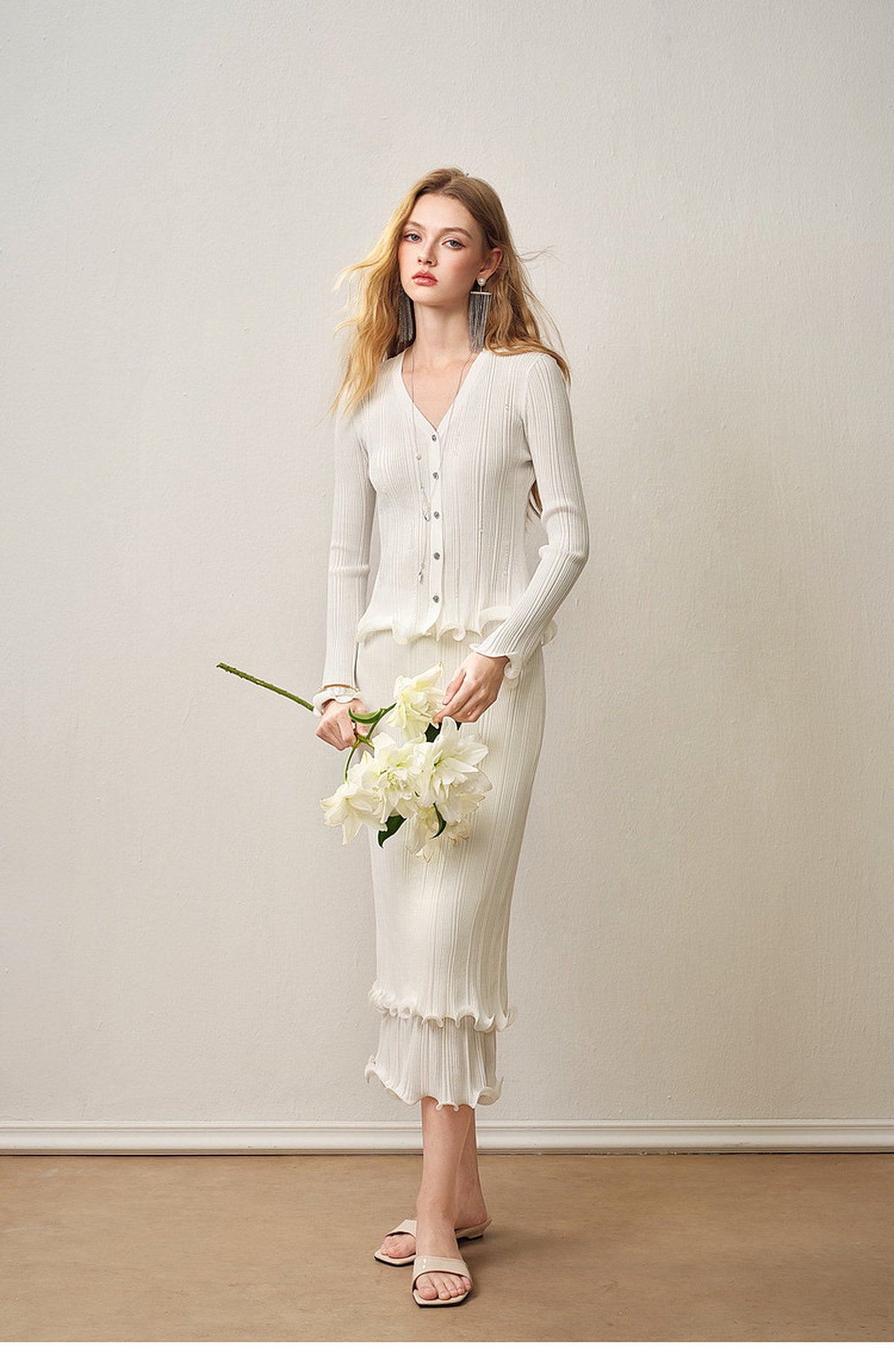 Cream White Ribbed Knit Ruffle Hem Skirt Co-Ord