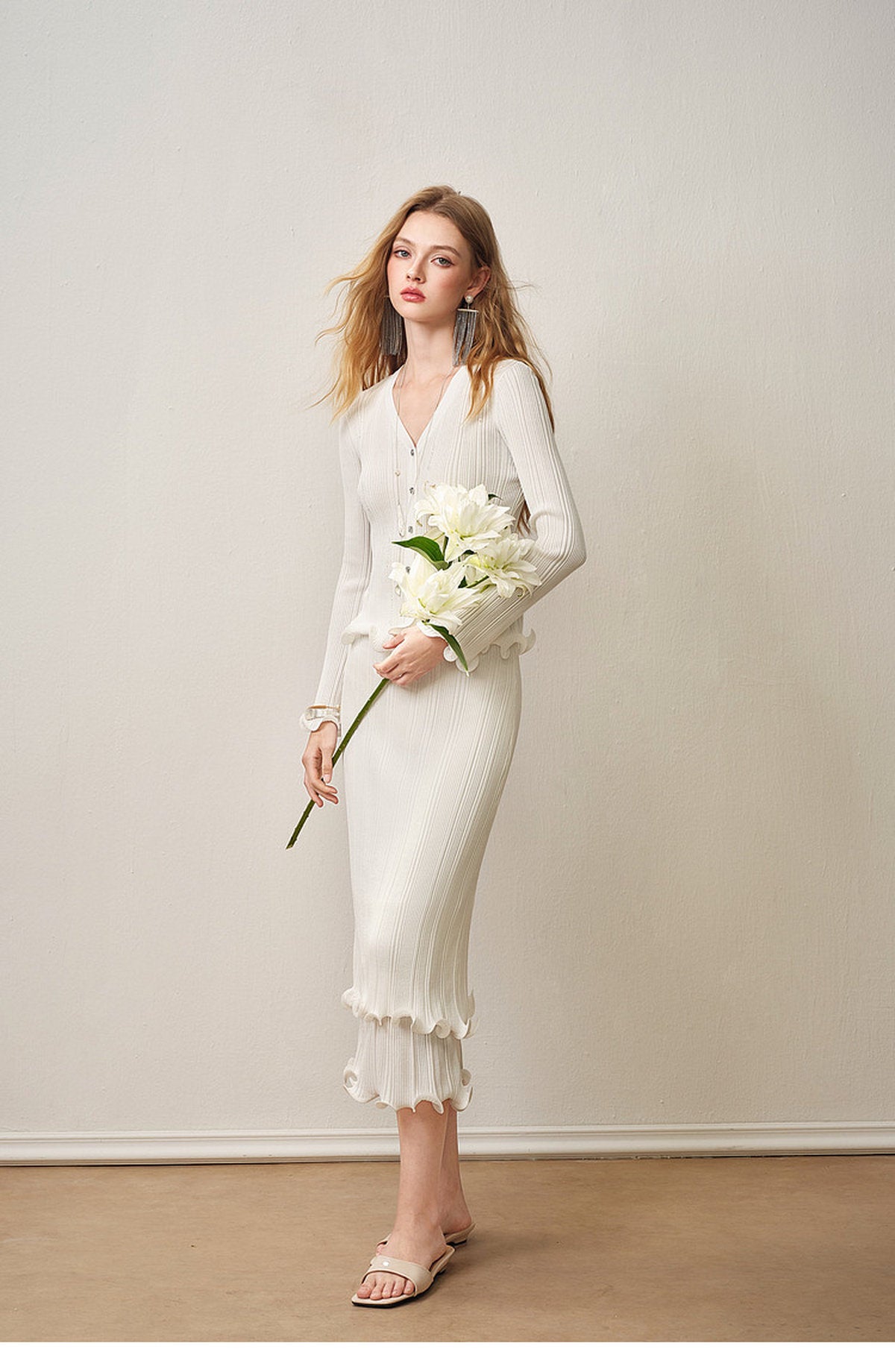 Cream White Ribbed Knit Ruffle Hem Skirt Co-Ord