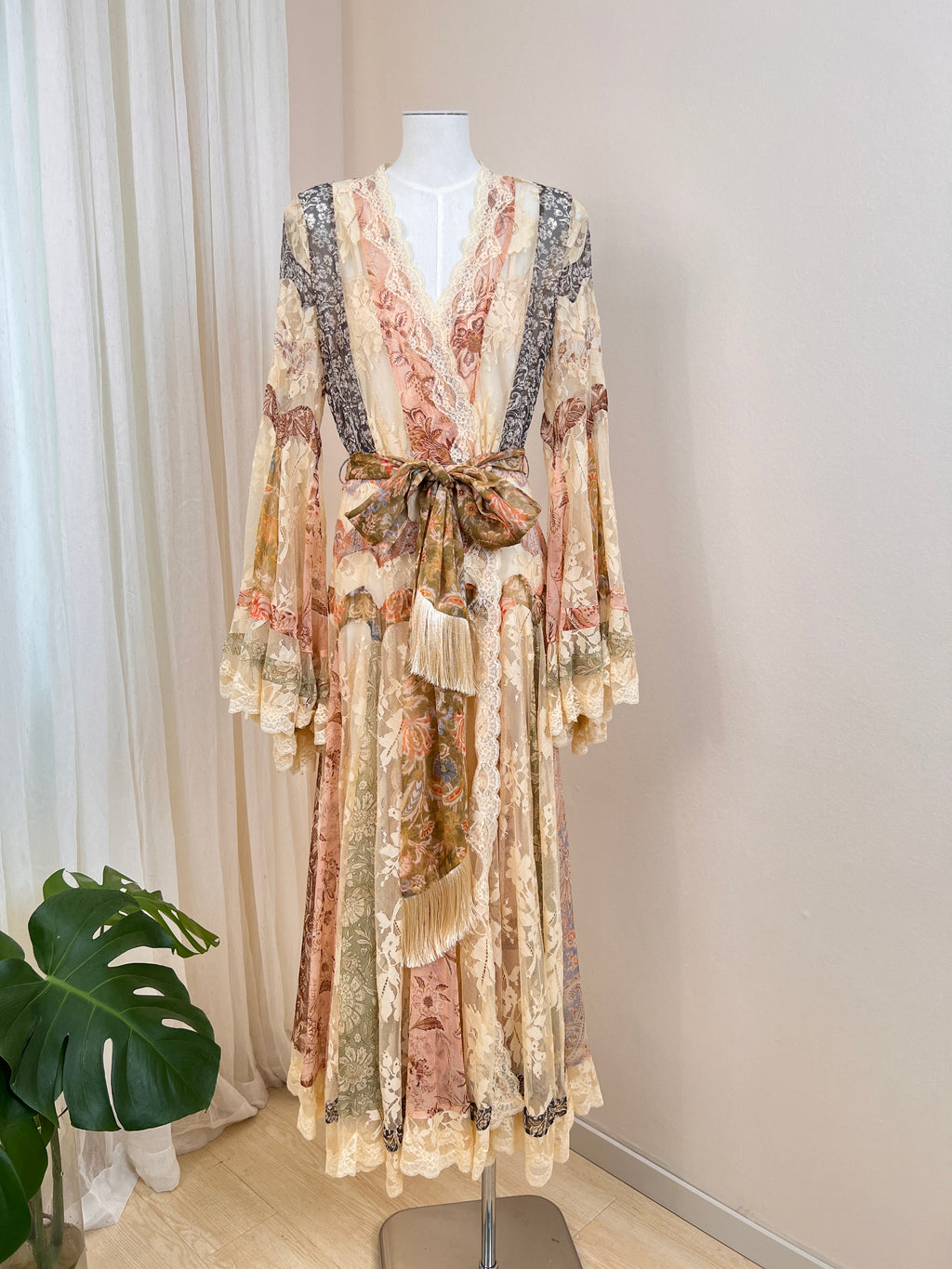 Mulberry Silk Spliced Lace Wide Flared Sleeve Long Dress