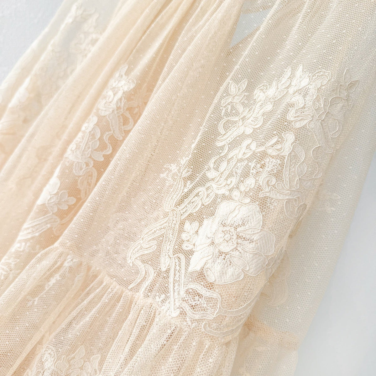 The Hypnotic Tiered Lace Blouse in Cream