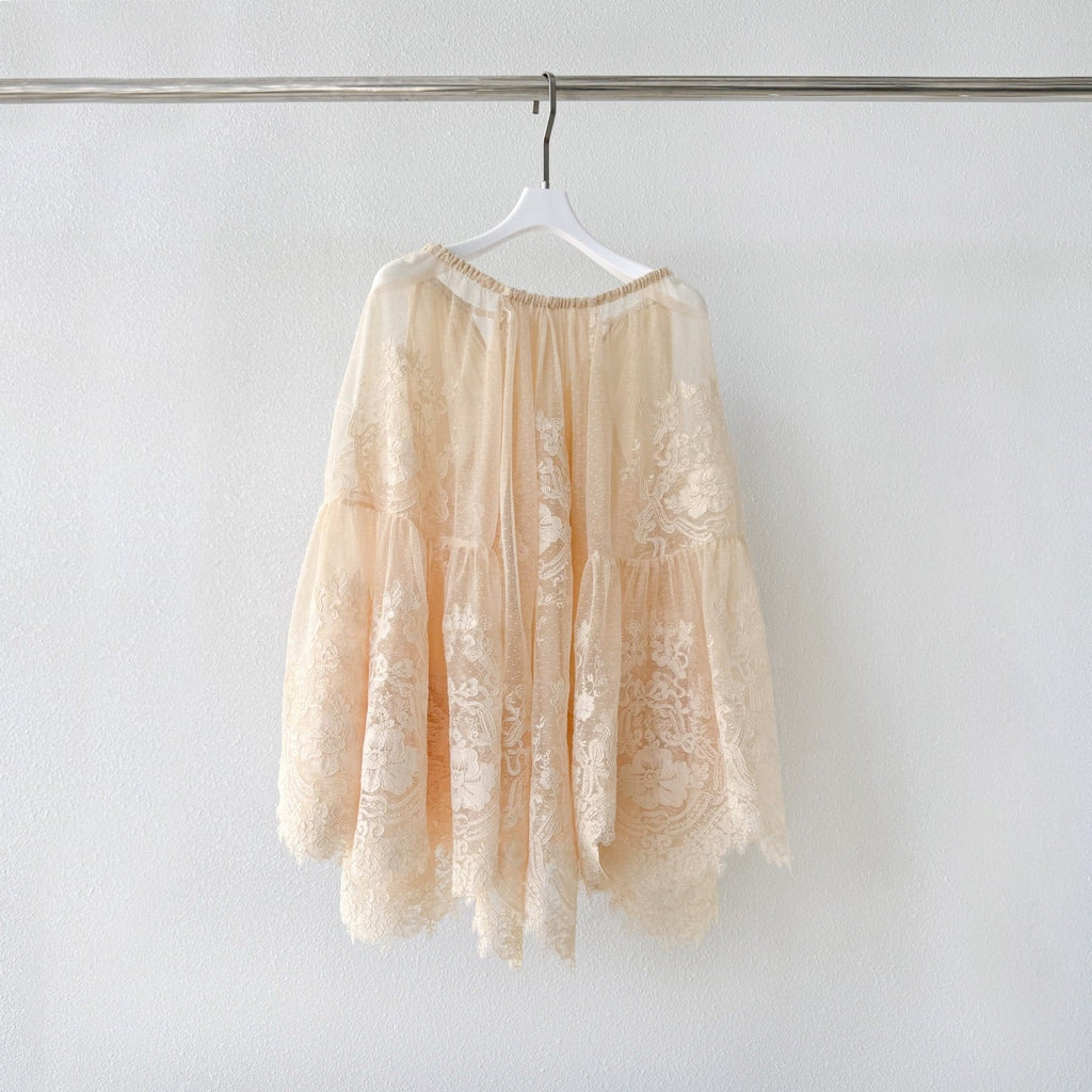 The Hypnotic Tiered Lace Blouse in Cream
