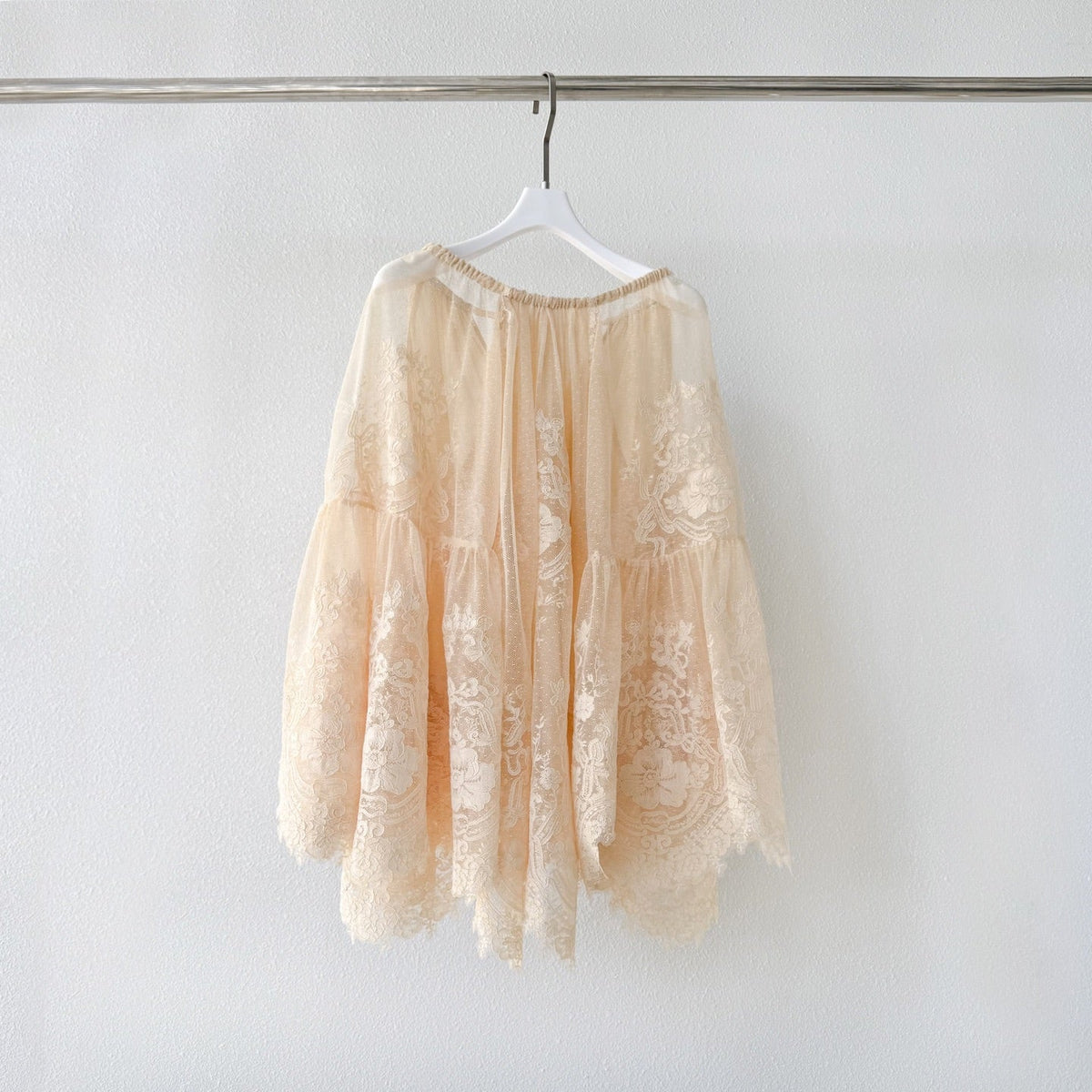 The Hypnotic Tiered Lace Blouse in Cream