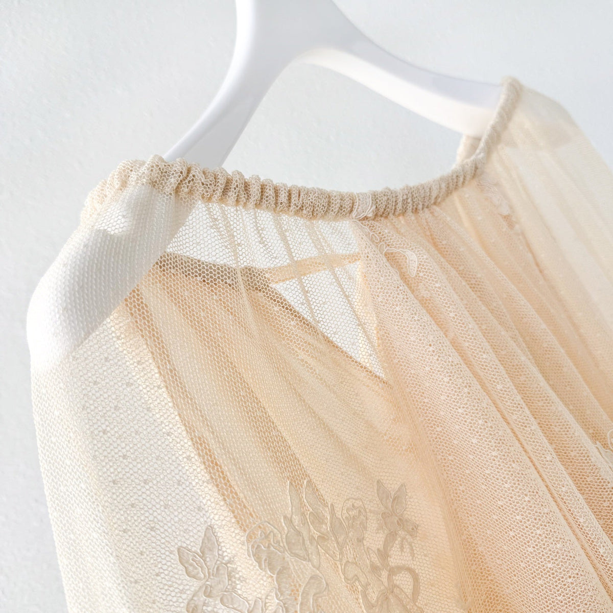 The Hypnotic Tiered Lace Blouse in Cream