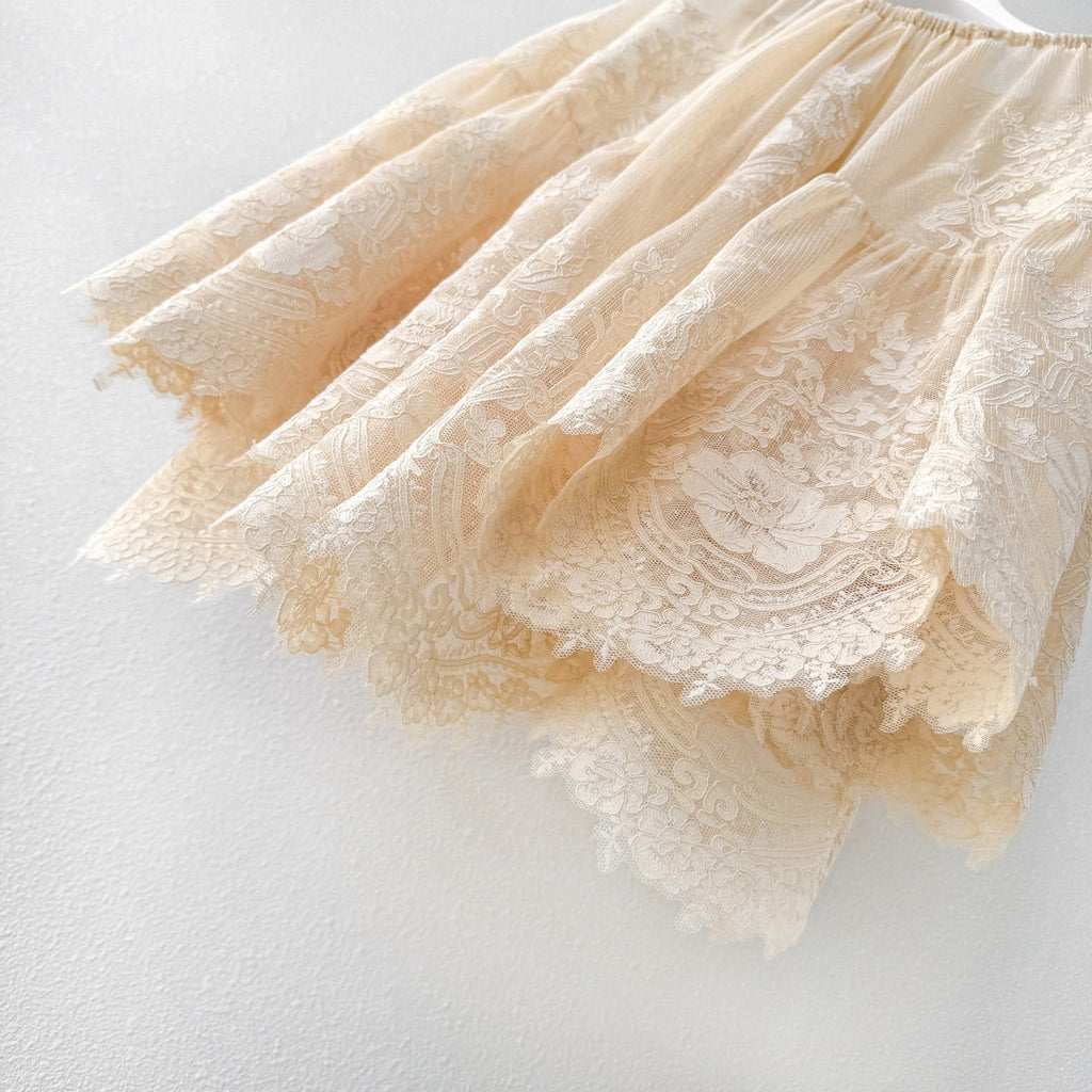 The Hypnotic Tiered Lace Blouse in Cream