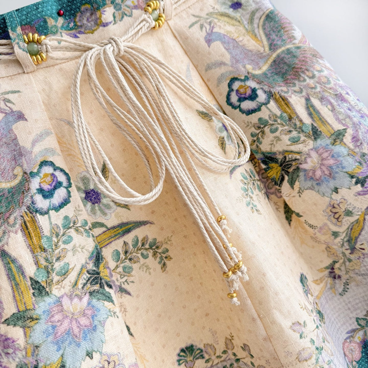 The Indra Billow Blouse Short in Cream Scarf Floral Two piece Set